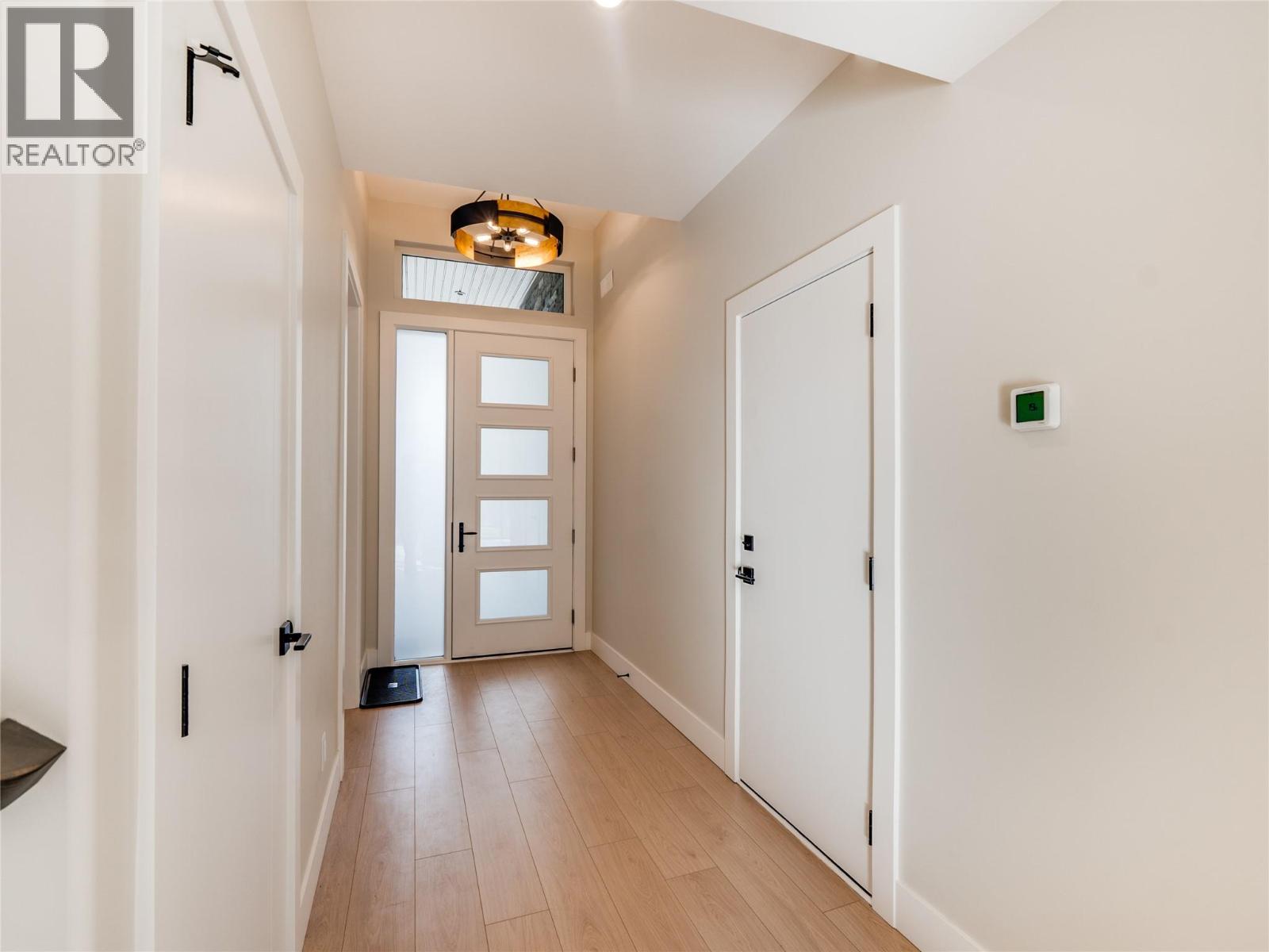 910 Lakeside Drive Unit# 401, Nelson