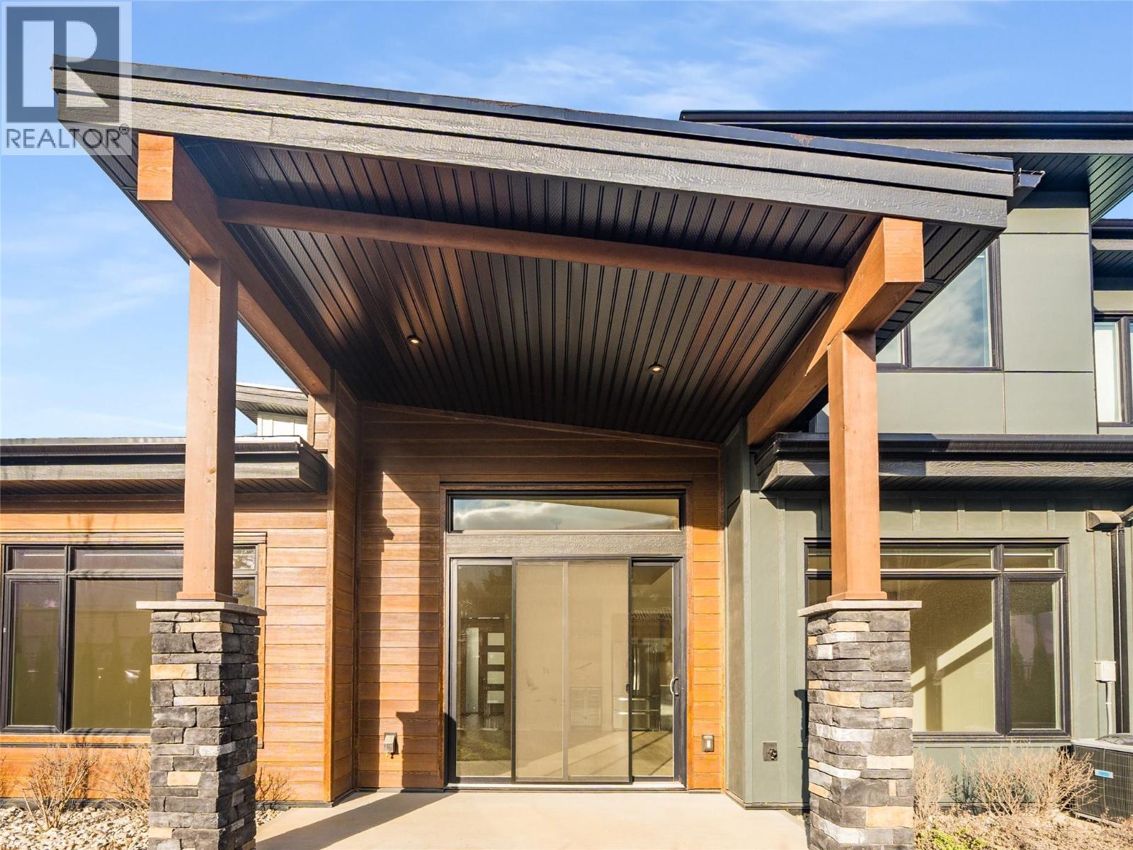 910 Lakeside Drive Unit# 401, Nelson