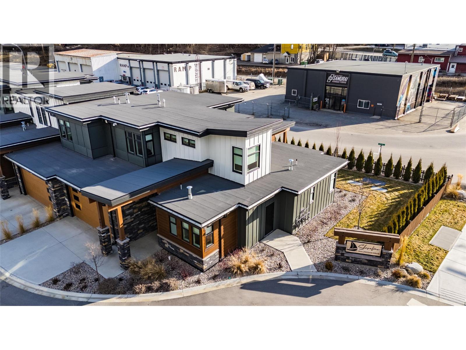 910 Lakeside Drive Unit# 401, Nelson