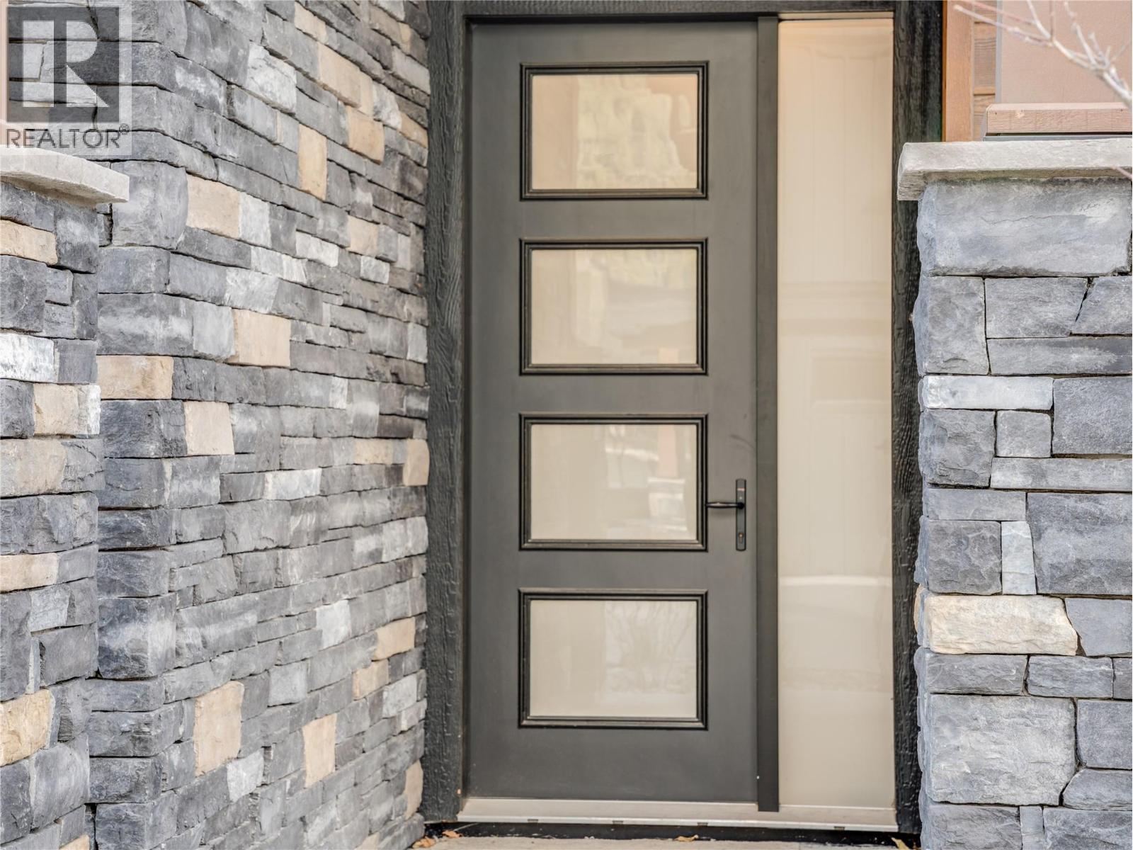 910 Lakeside Drive Unit# 401, Nelson