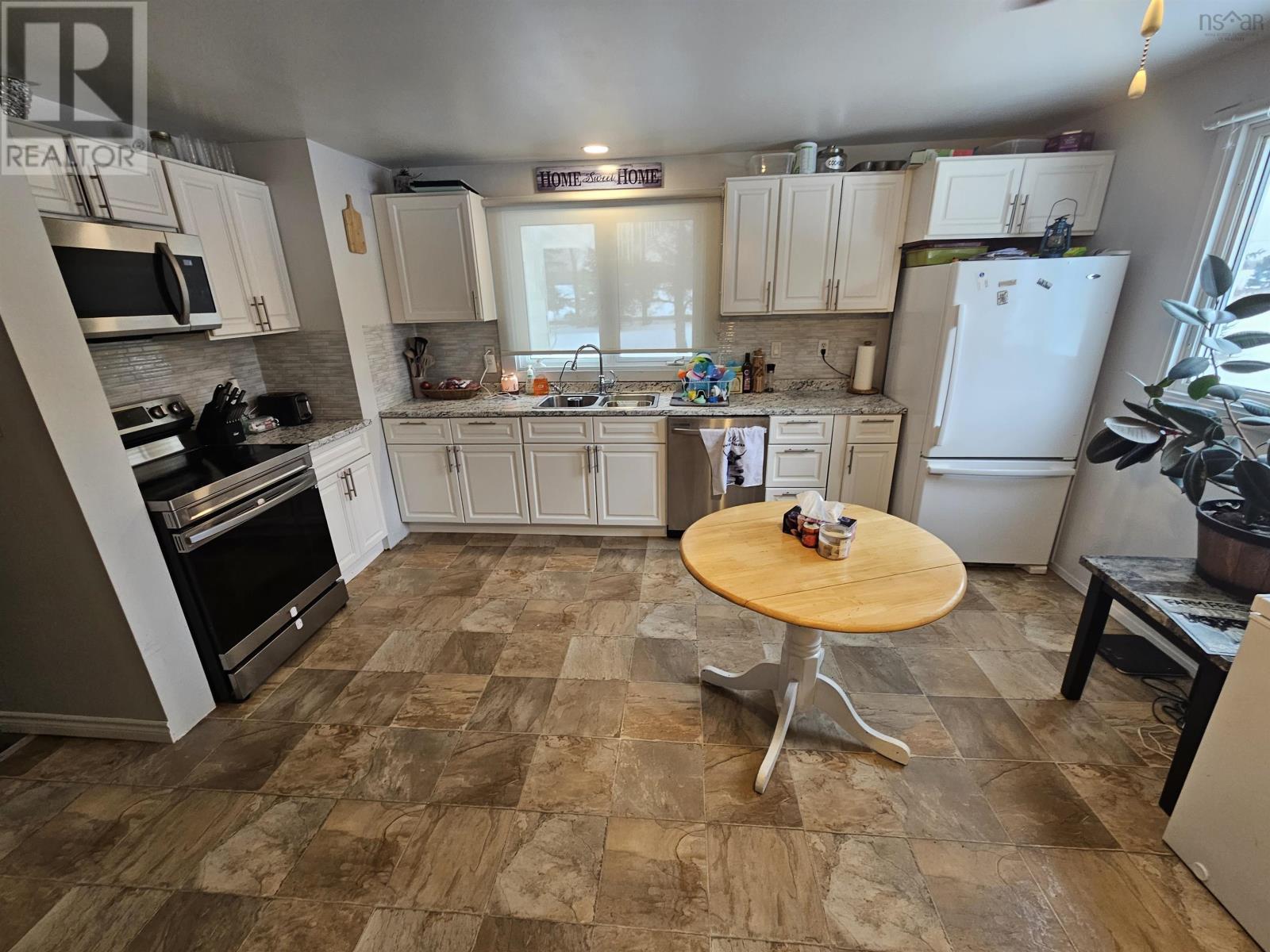 Property 22 of 47 of 9521 Highway 6 Highway