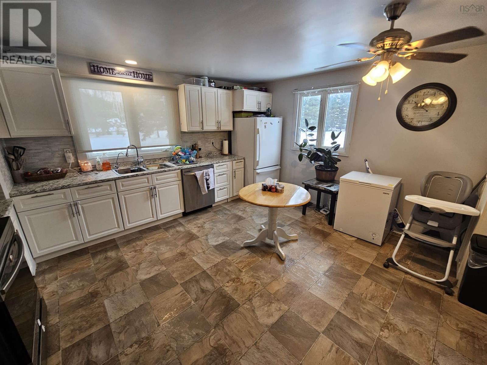 Property 19 of 47 of 9521 Highway 6 Highway