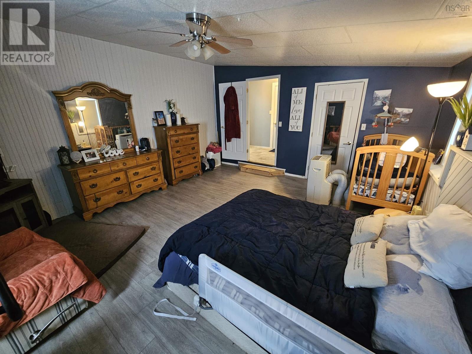 Property 25 of 47 of 9521 Highway 6 Highway