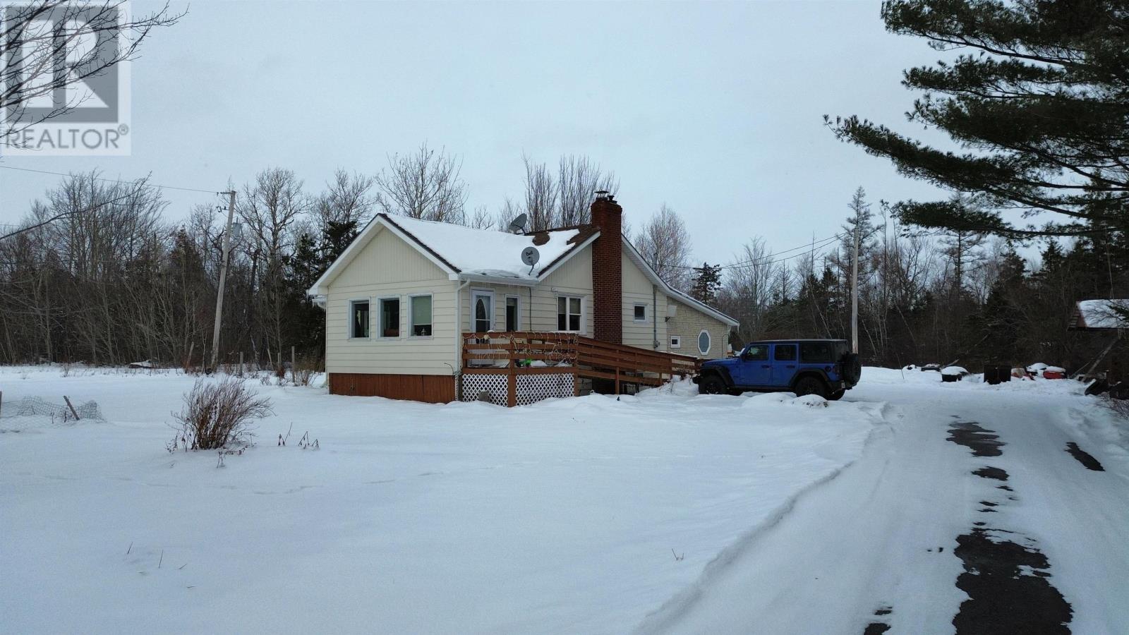 Property 37 of 47 of 9521 Highway 6 Highway