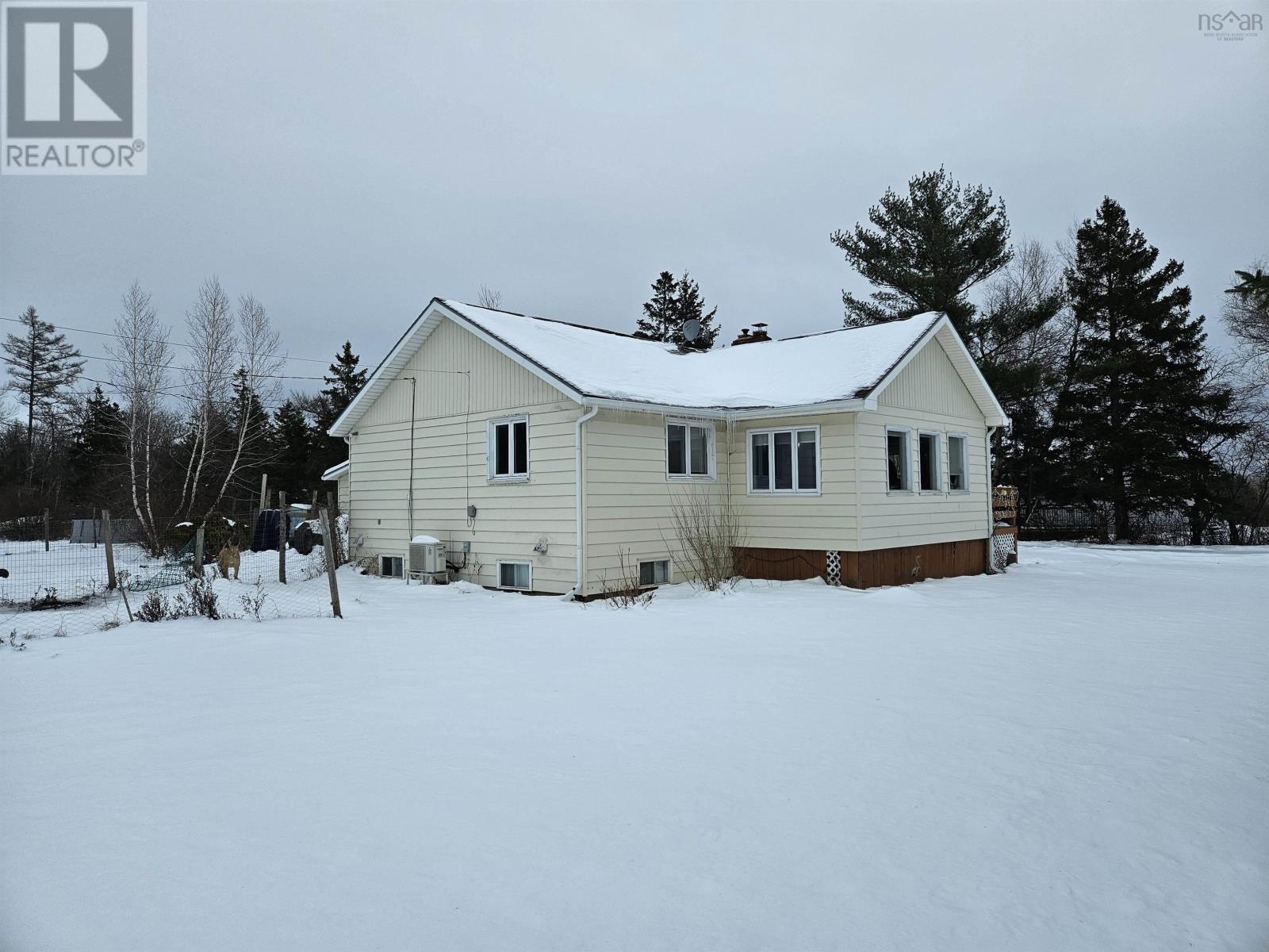 Property 6 of 47 of 9521 Highway 6 Highway