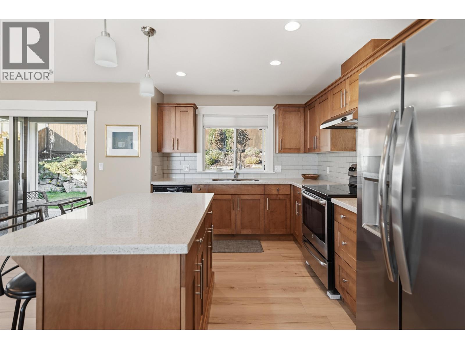 5537 PEREGRINE CRESCENT, Sechelt