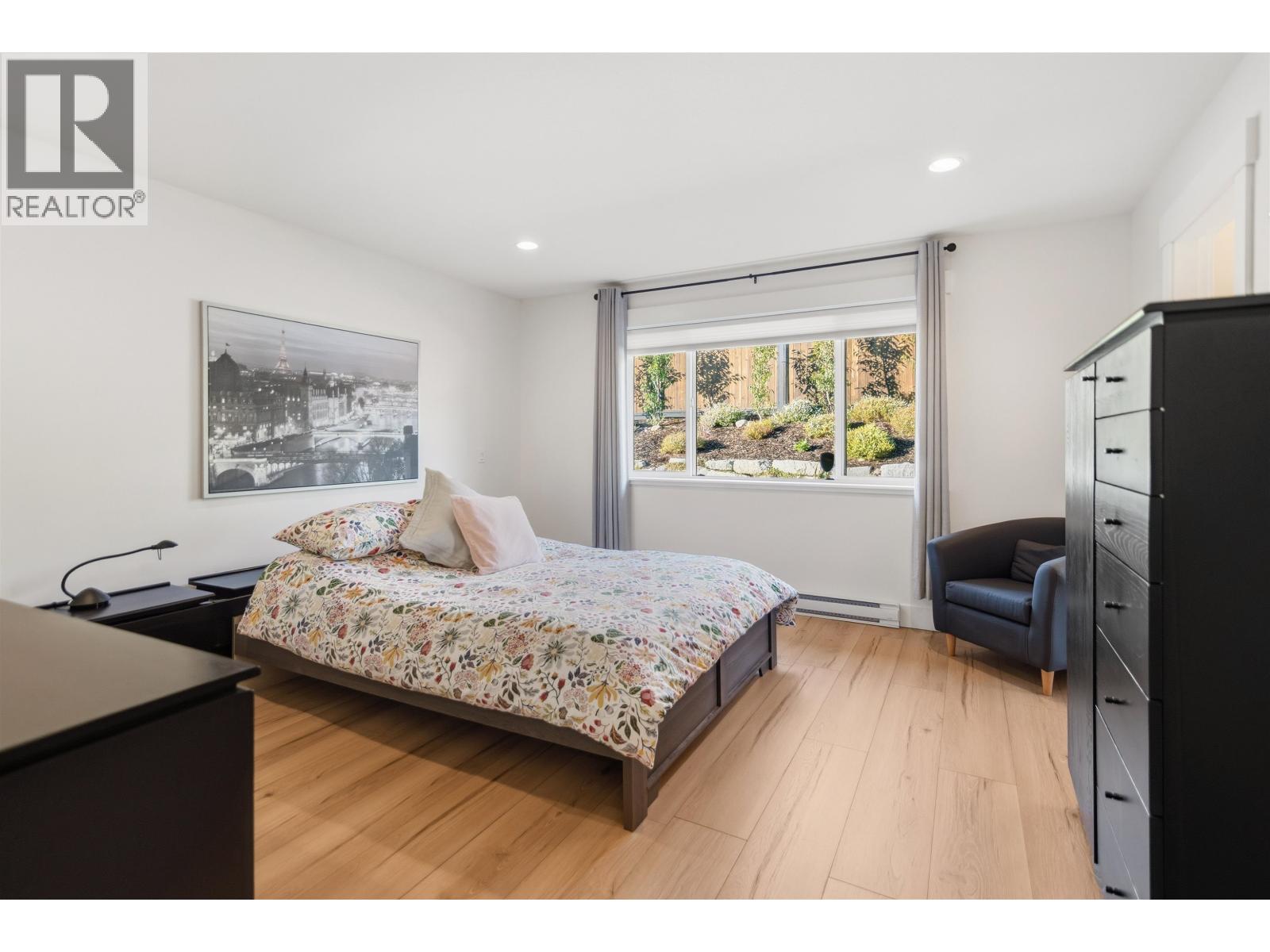 5537 PEREGRINE CRESCENT, Sechelt