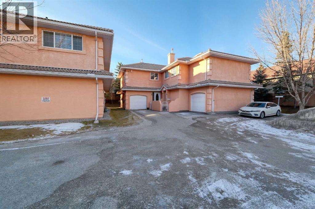 Single Family House for Sale in  Coral Cove NE Coral Springs Calgary 