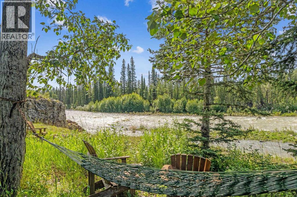 67 Bracken Point, Bragg Creek