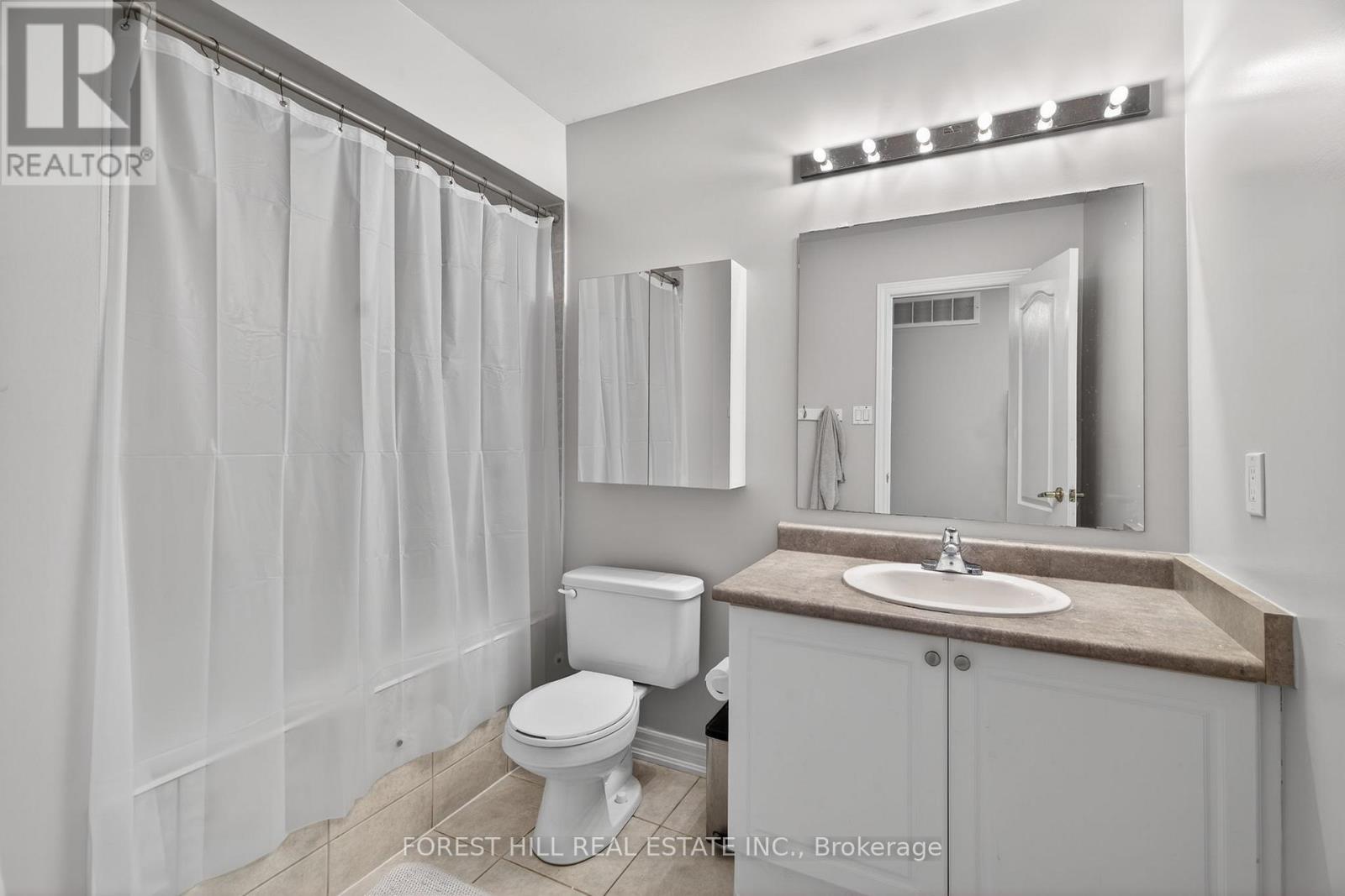 Single Family House for Sale in  FRASERWOOD ROAD Vaughan (Patterson) 