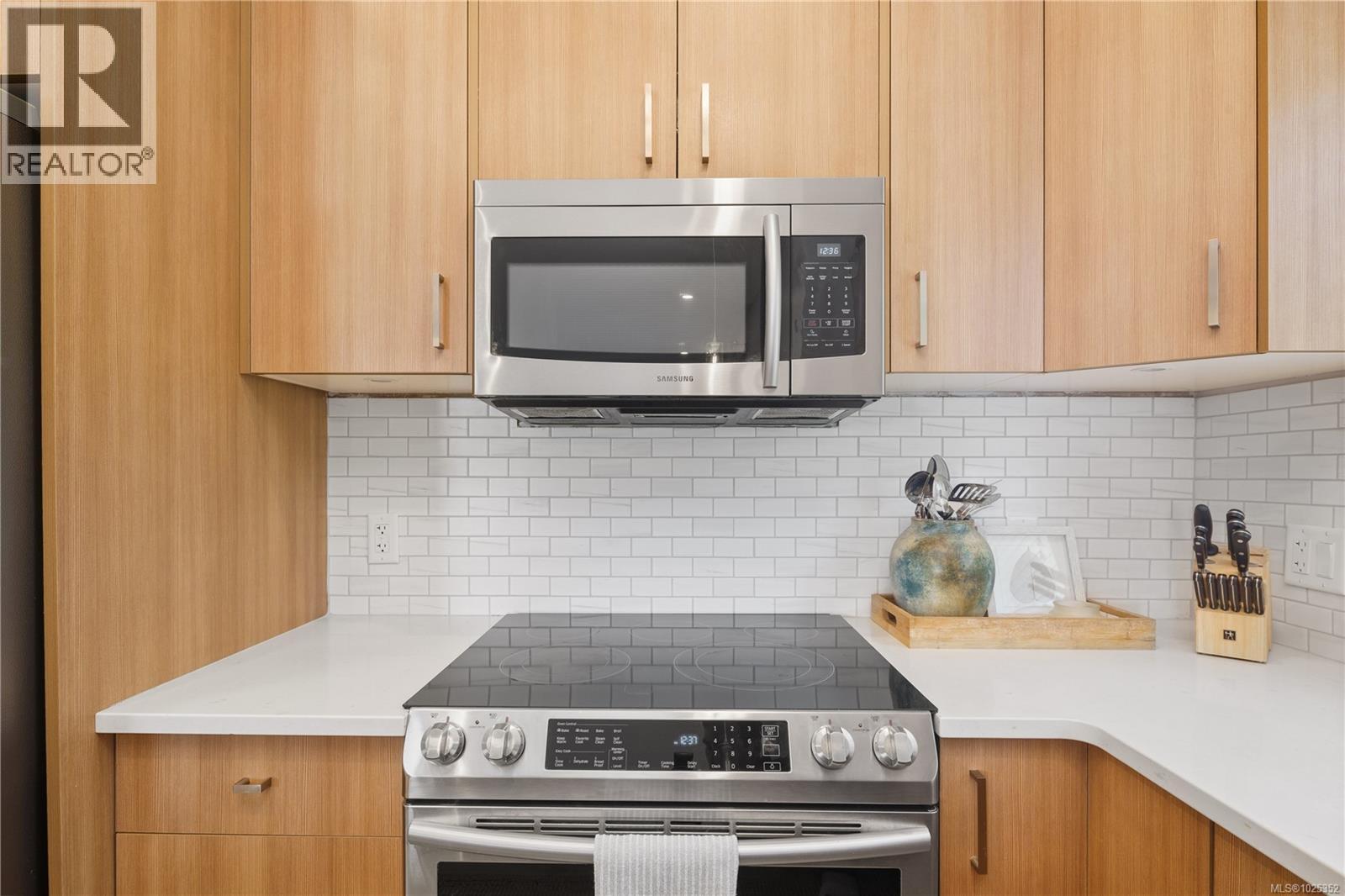  3405 Jazz Court, Langford