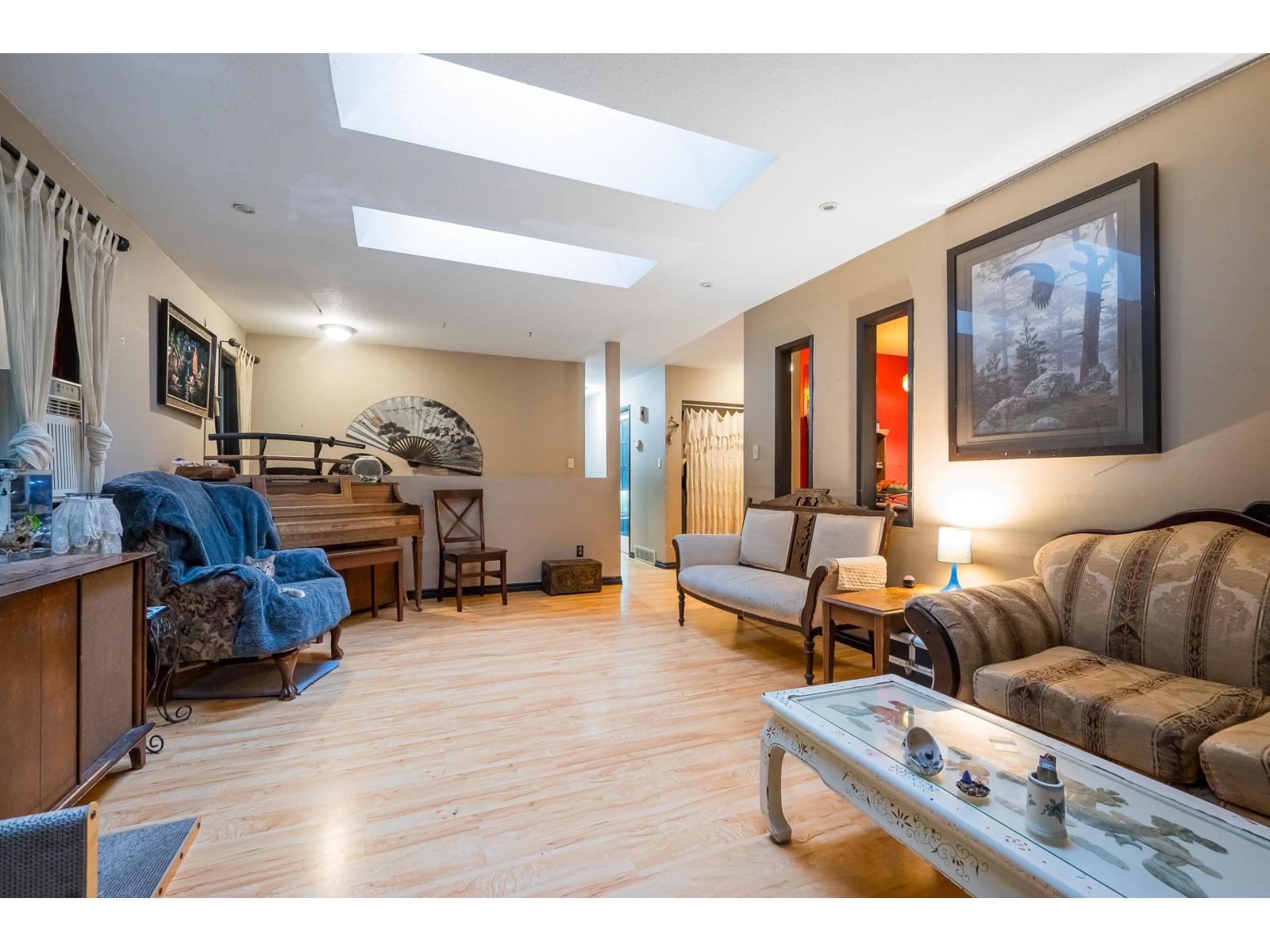 32472 GREBE CRESCENT, Mission