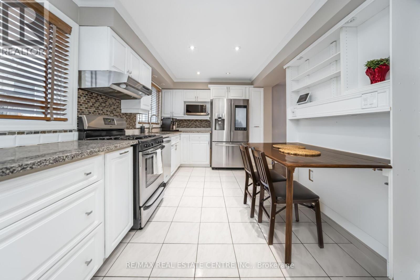 Single Family House for Sale in  LACEWOOD CRESCENT Brampton (Westgate) 