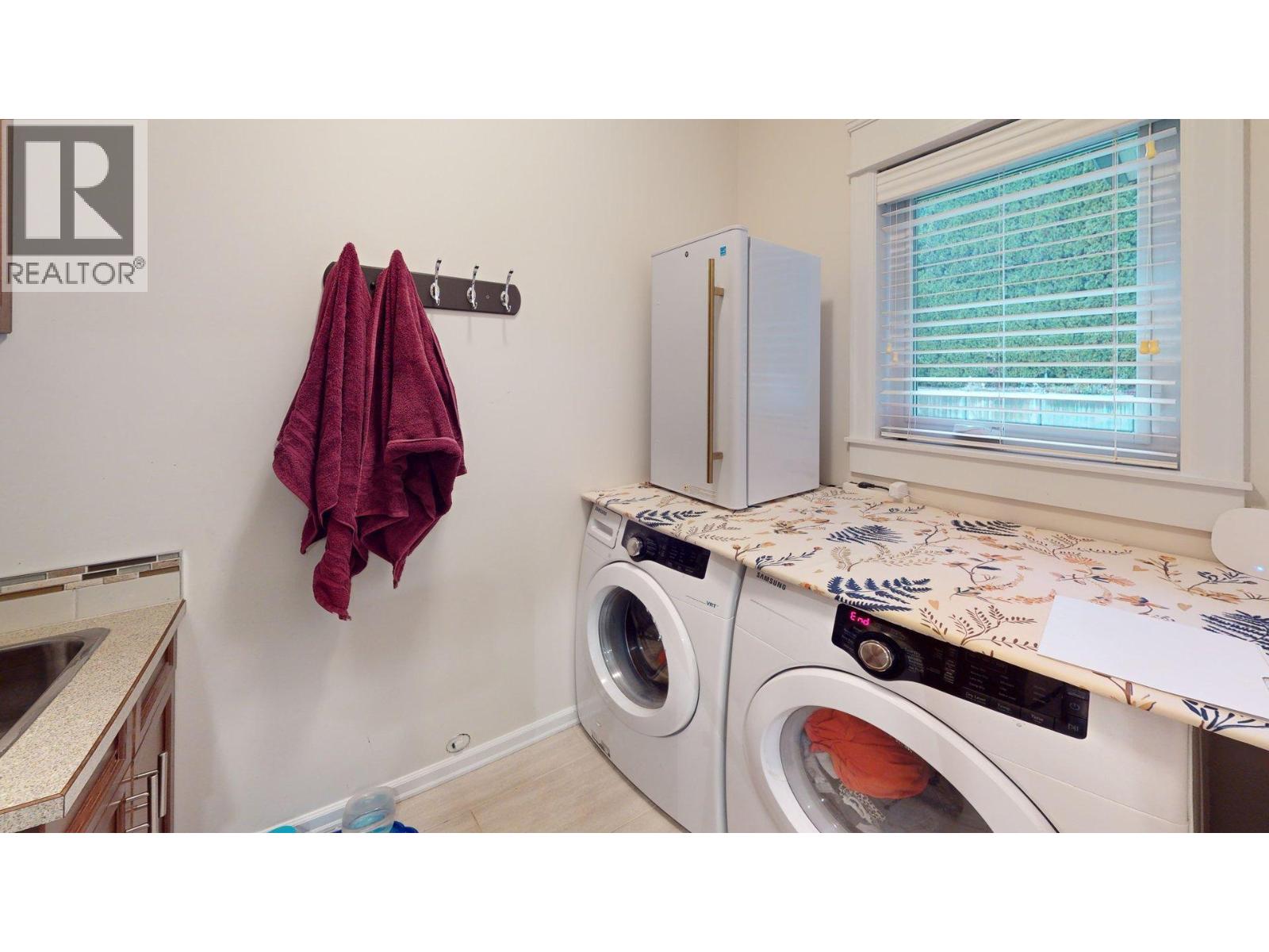 2505 Albert Drive, Trail