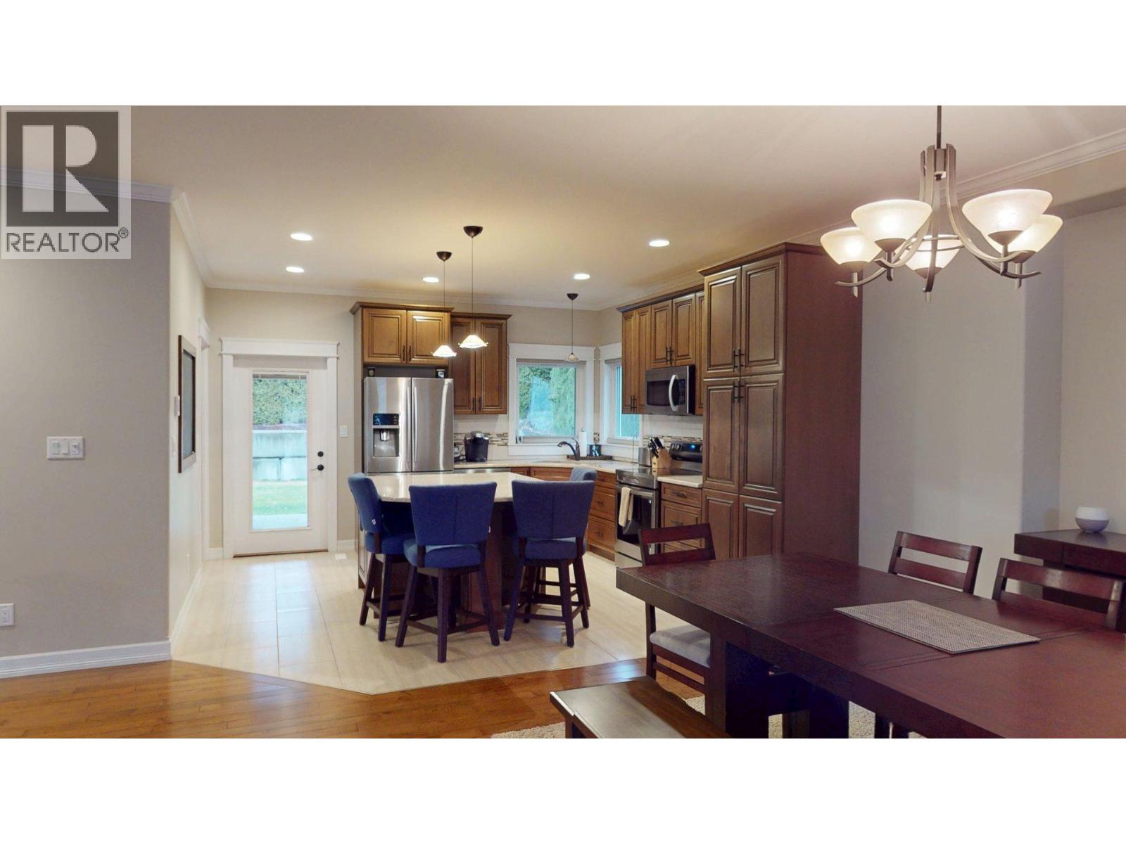 2505 Albert Drive, Trail