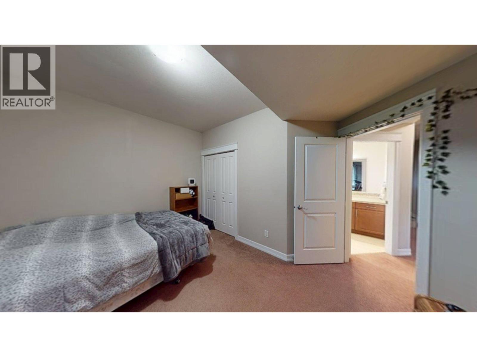 2505 Albert Drive, Trail