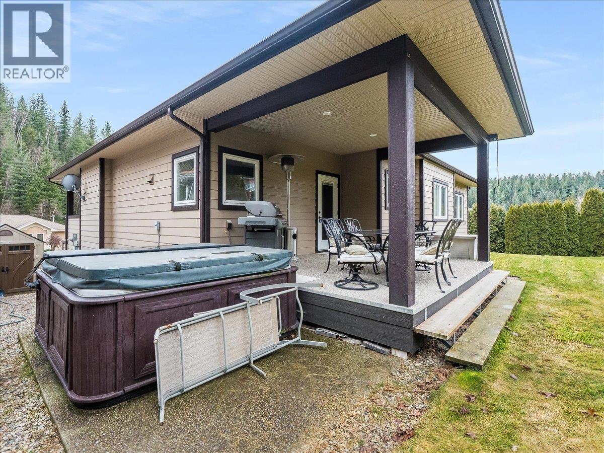 2505 Albert Drive, Trail