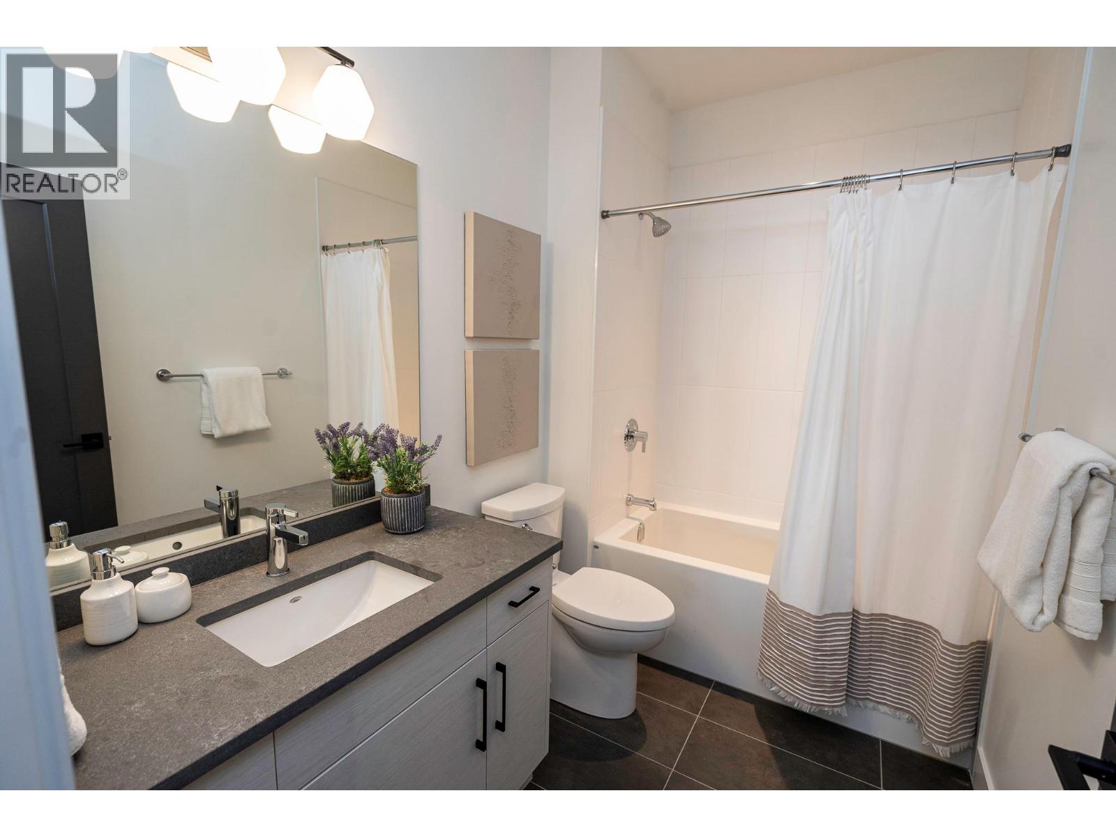  215A Grizzly Ridge Trail, Big White