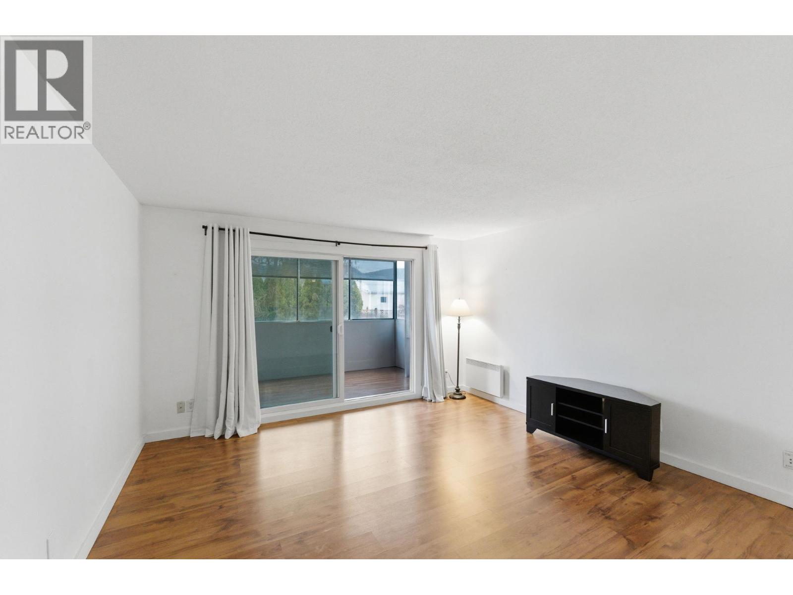 207 445 All Star Court, Kelowna