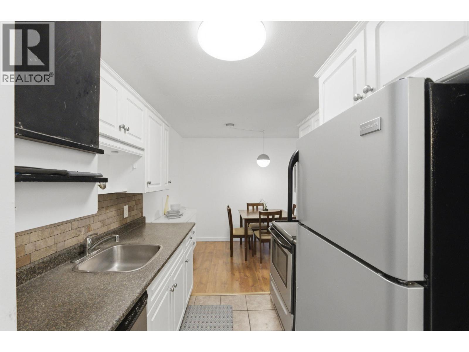 207 445 All Star Court, Kelowna