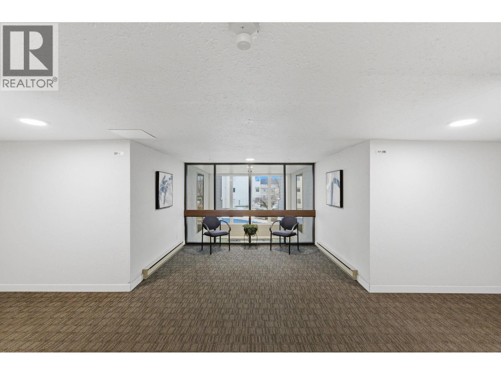 207 445 All Star Court, Kelowna