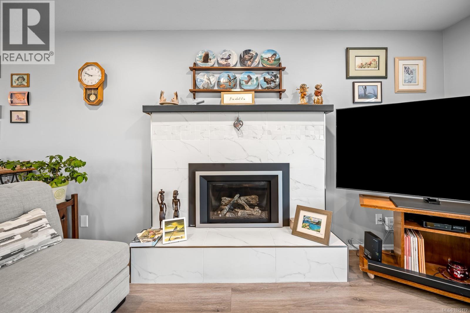 2440 Harmston Ave, Courtenay