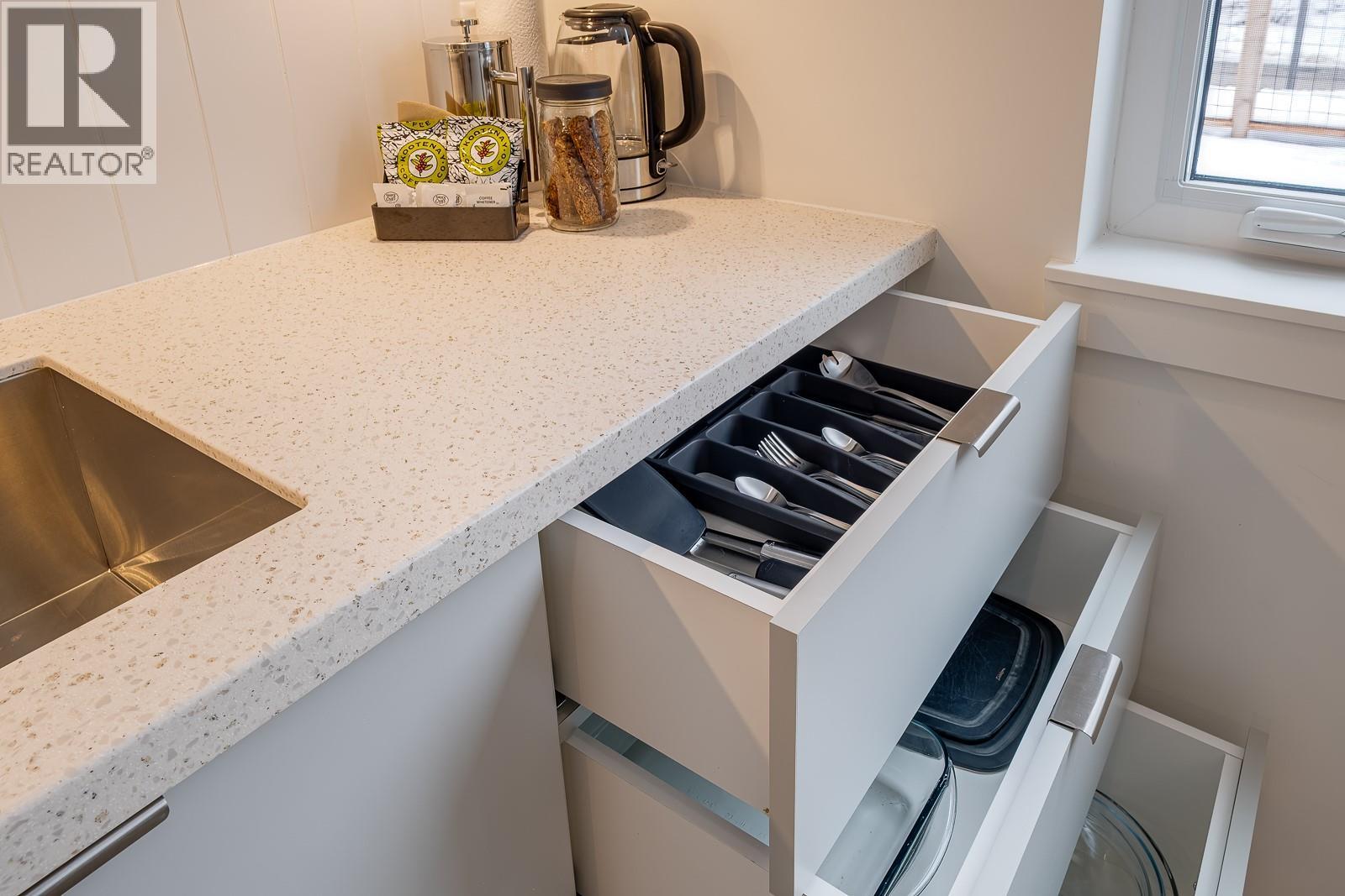 4280 Red Mountain Road Unit# 108, Rossland