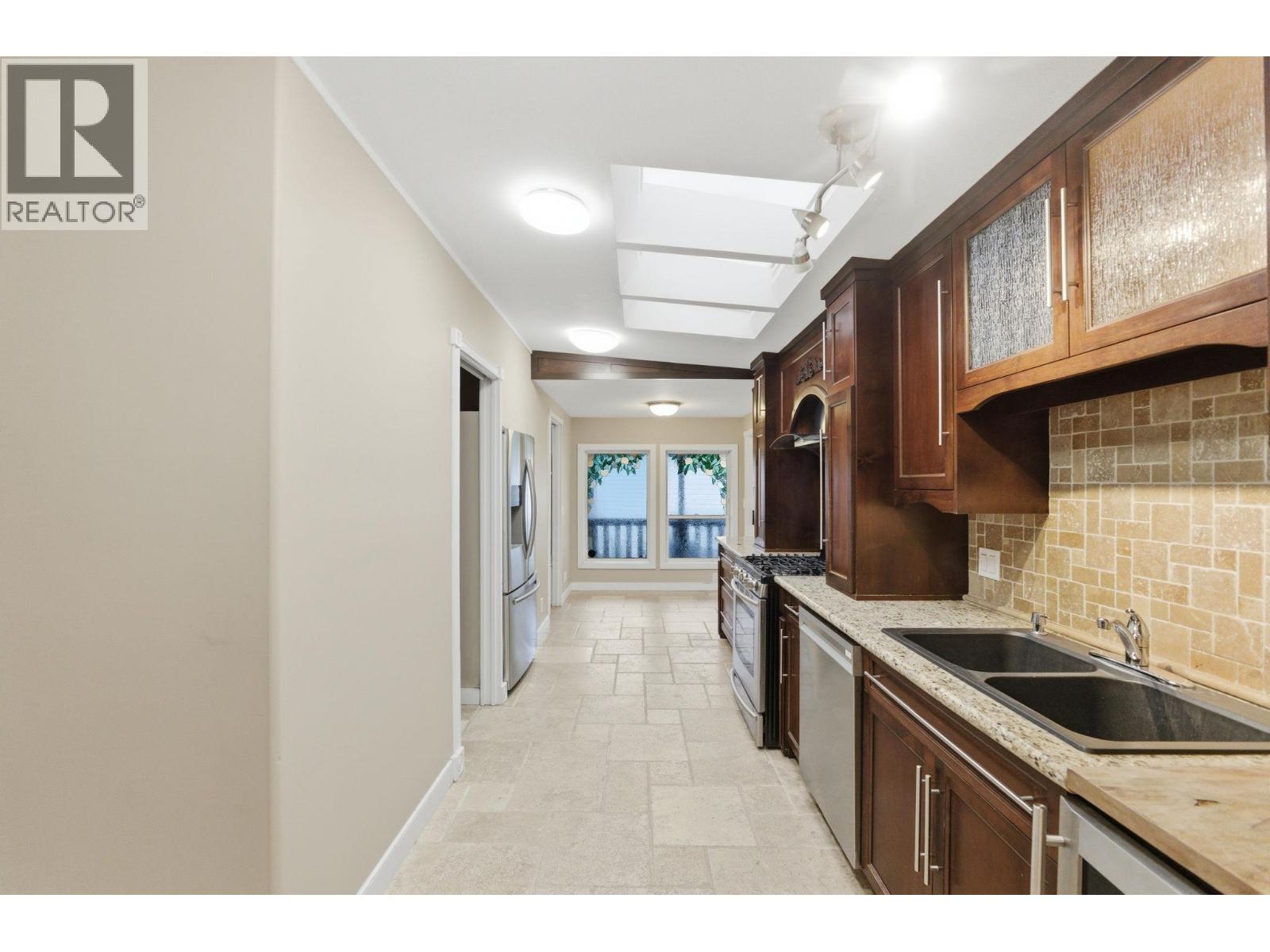 98 2005 Boucherie Road, Westbank