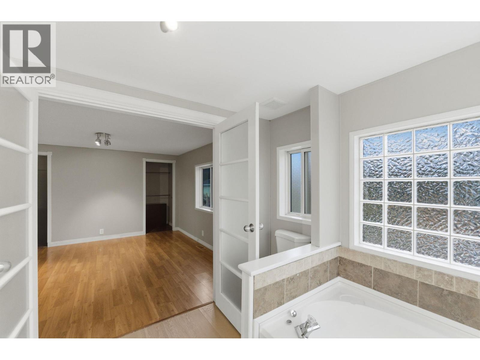 98 2005 Boucherie Road, Westbank