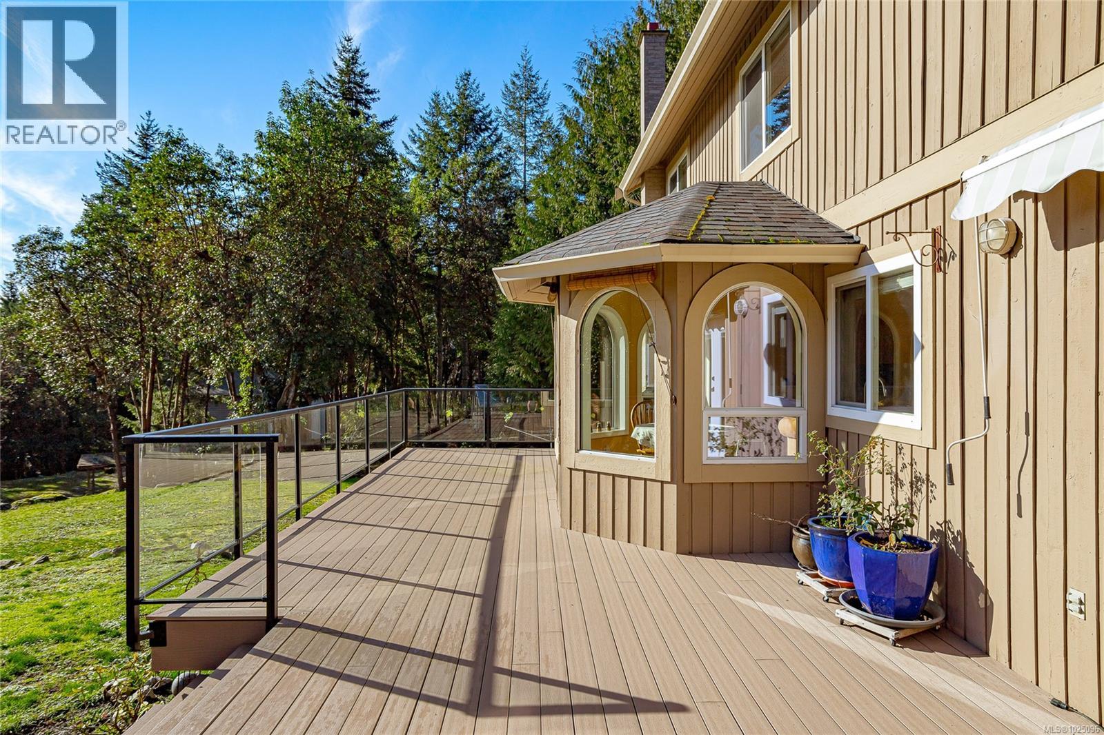 8273 Thomson Pl, Central Saanich