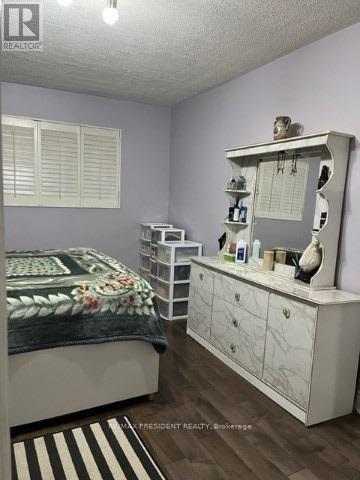 23 DAVELAYNE ROAD - Photo 3 of 15, Toronto (Humbermede), Ontario