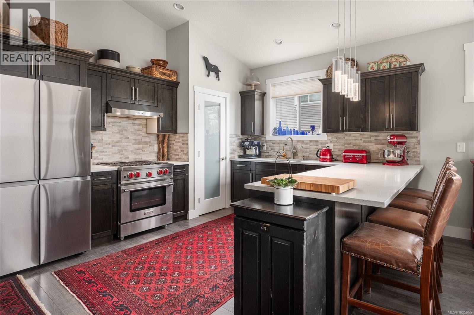 2118 VILLAGE DR - 11