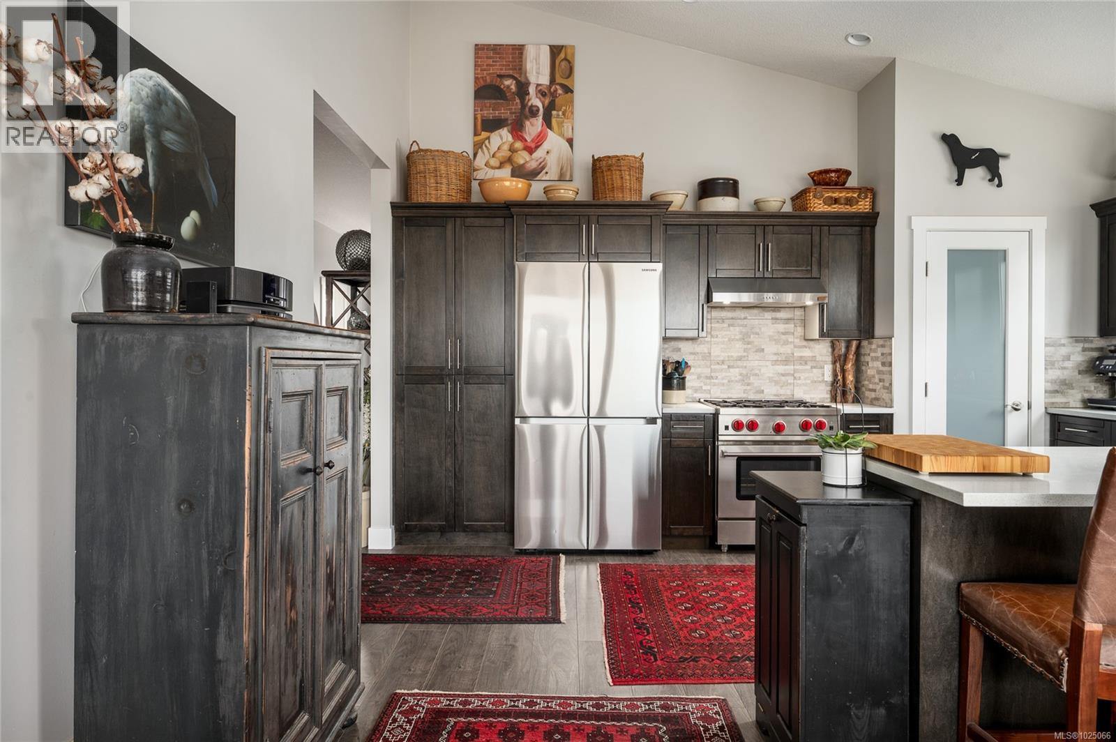 2118 VILLAGE DR - 12