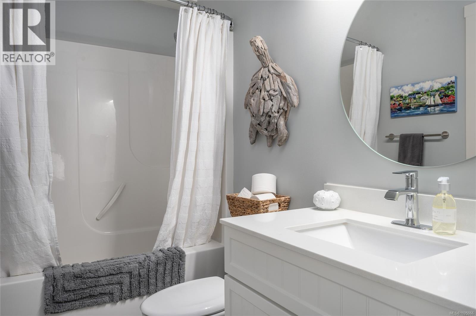 2118 VILLAGE DR - 31