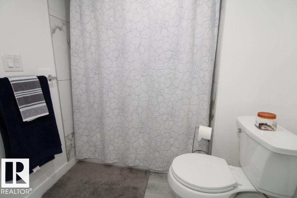 
          22140 81 AV NW
            <br/>
            <span>Edmonton</span>
            , 
            <span>AB</span>
             <span>T5T7R6</span>
         - Photo 29