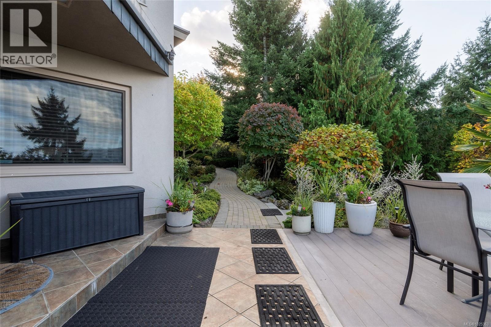 11406 Sycamore Dr - 54