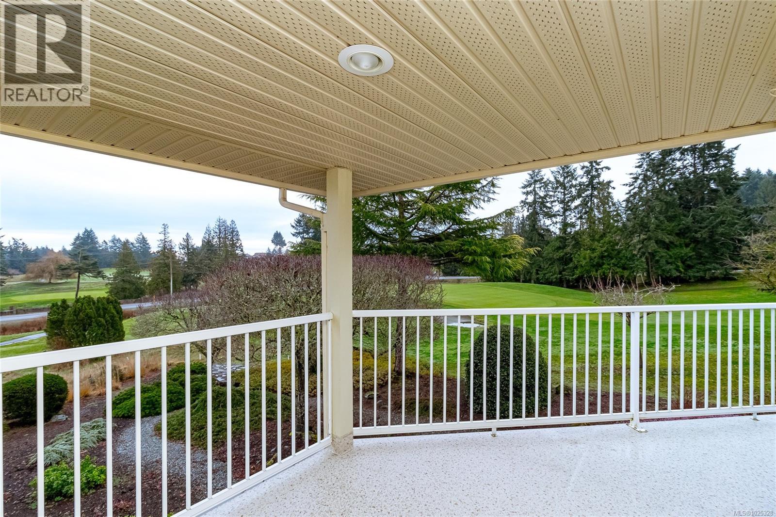 839 Country Club Dr, Cobble Hill