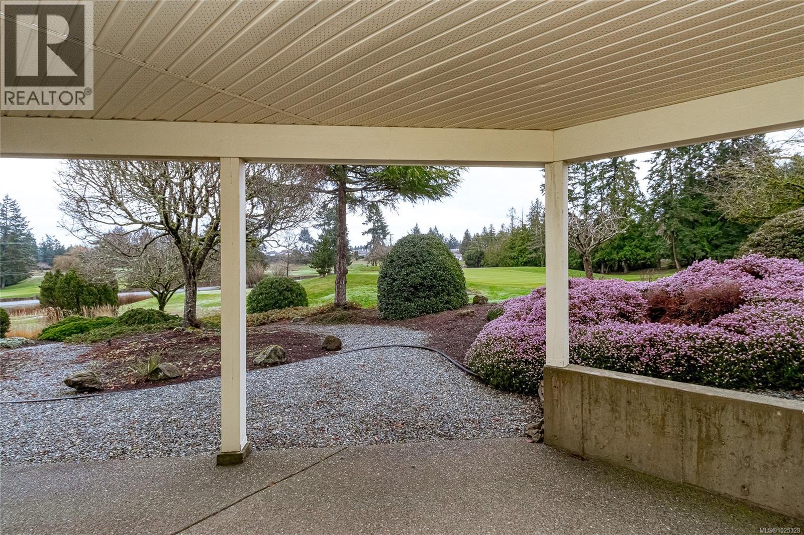 839 Country Club Dr, Cobble Hill