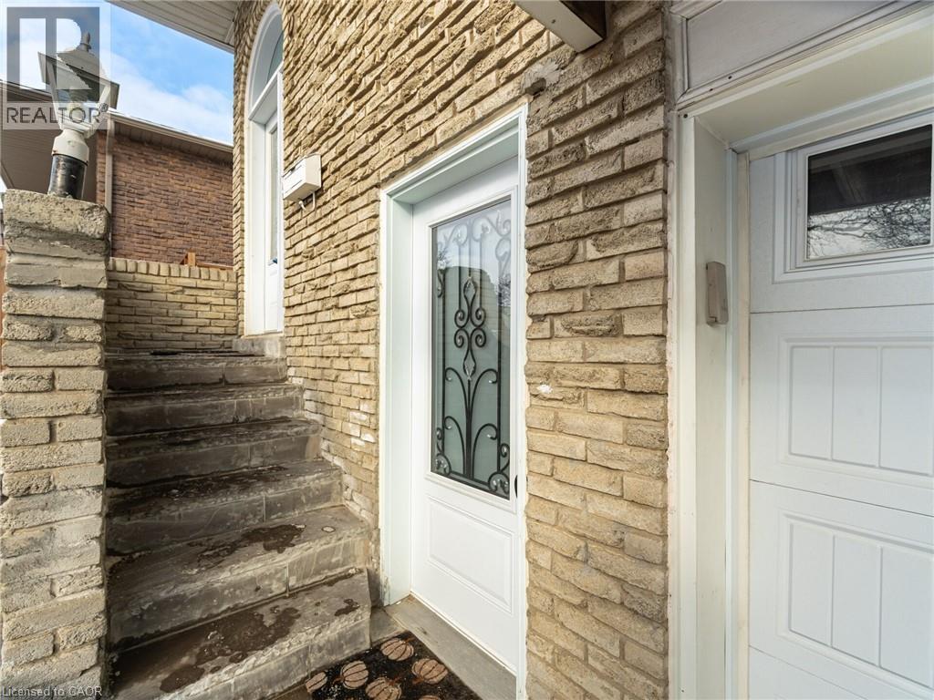 25 ABELL Drive - Photo 2 of 48, Brampton, Ontario