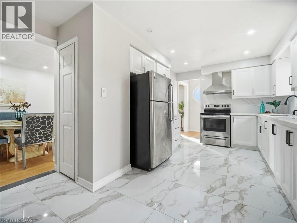 25 ABELL Drive - Photo 4 of 48, Brampton, Ontario