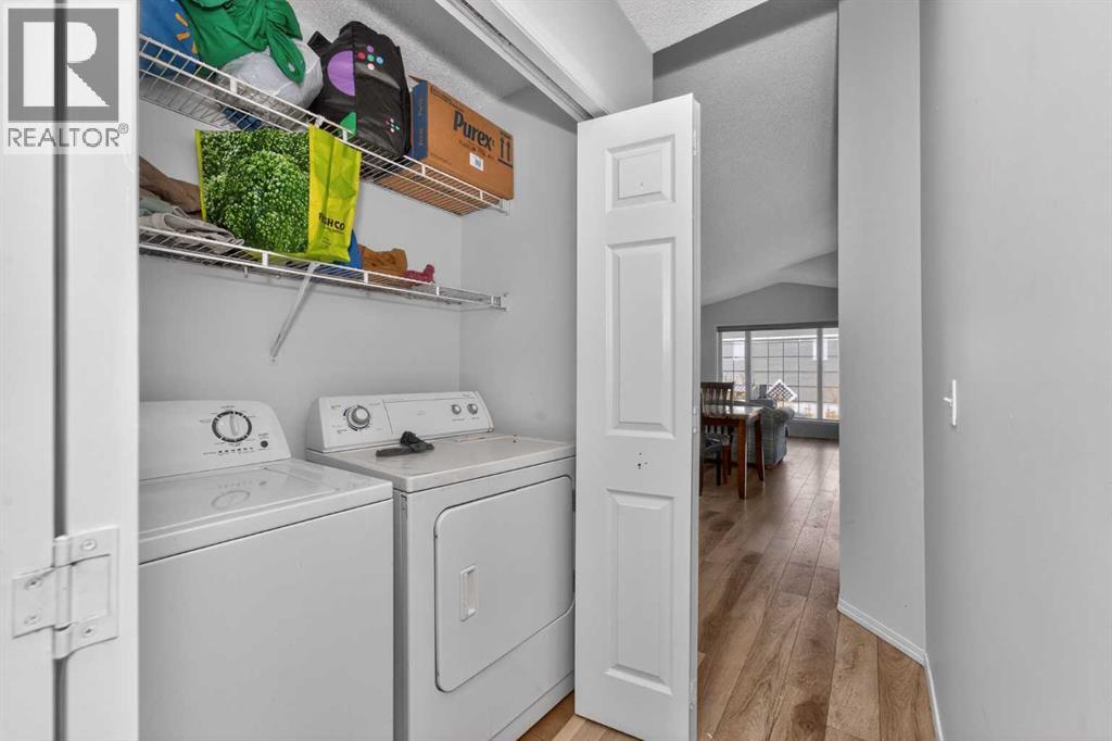 Single Family House Bi-level for Sale in  Taracove Estate Drive NE Taradale Calgary 