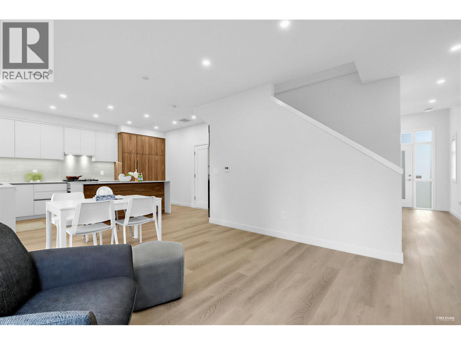 15 7580 NO. 1 ROAD, Richmond