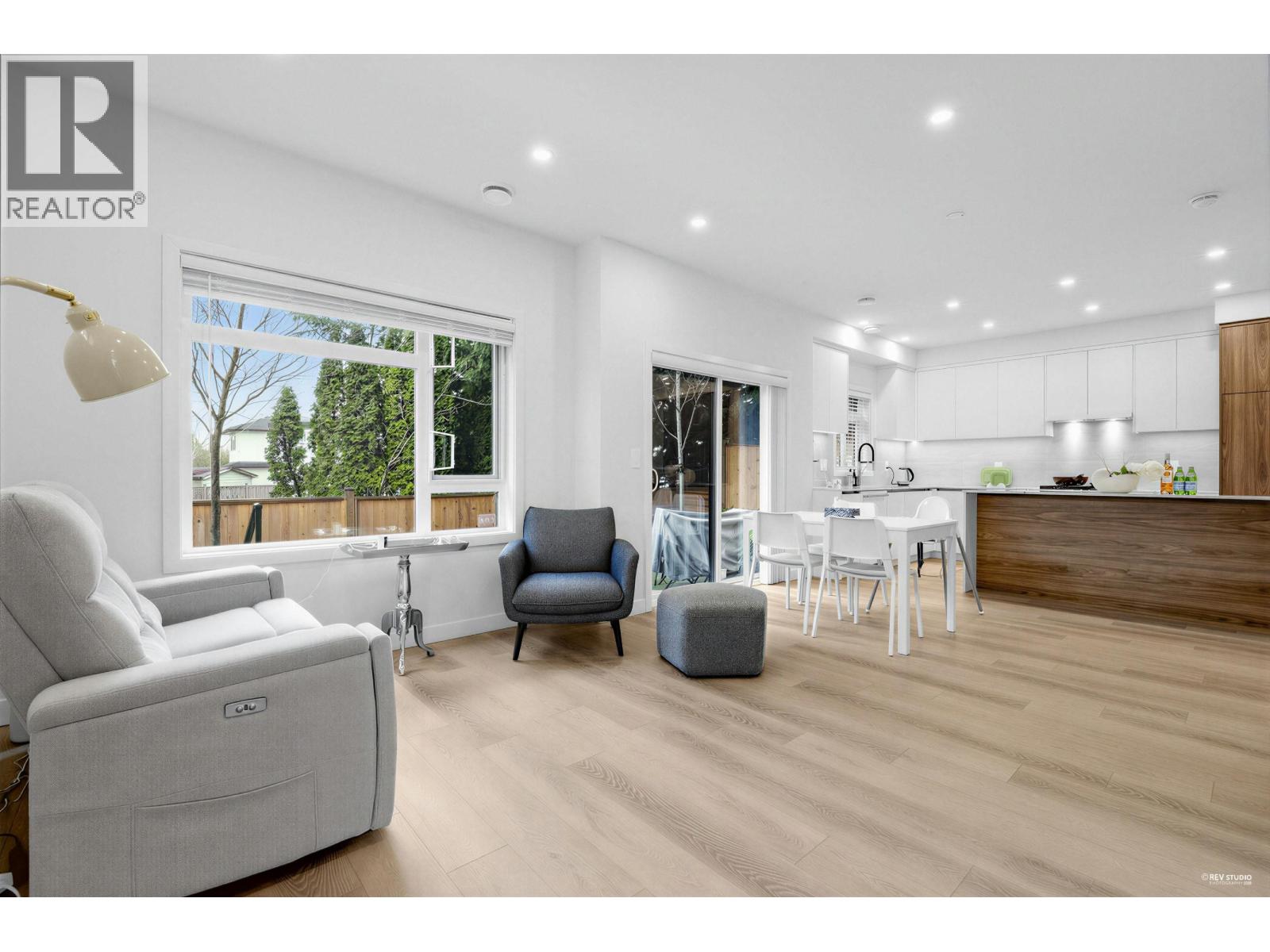 15 7580 NO. 1 ROAD, Richmond