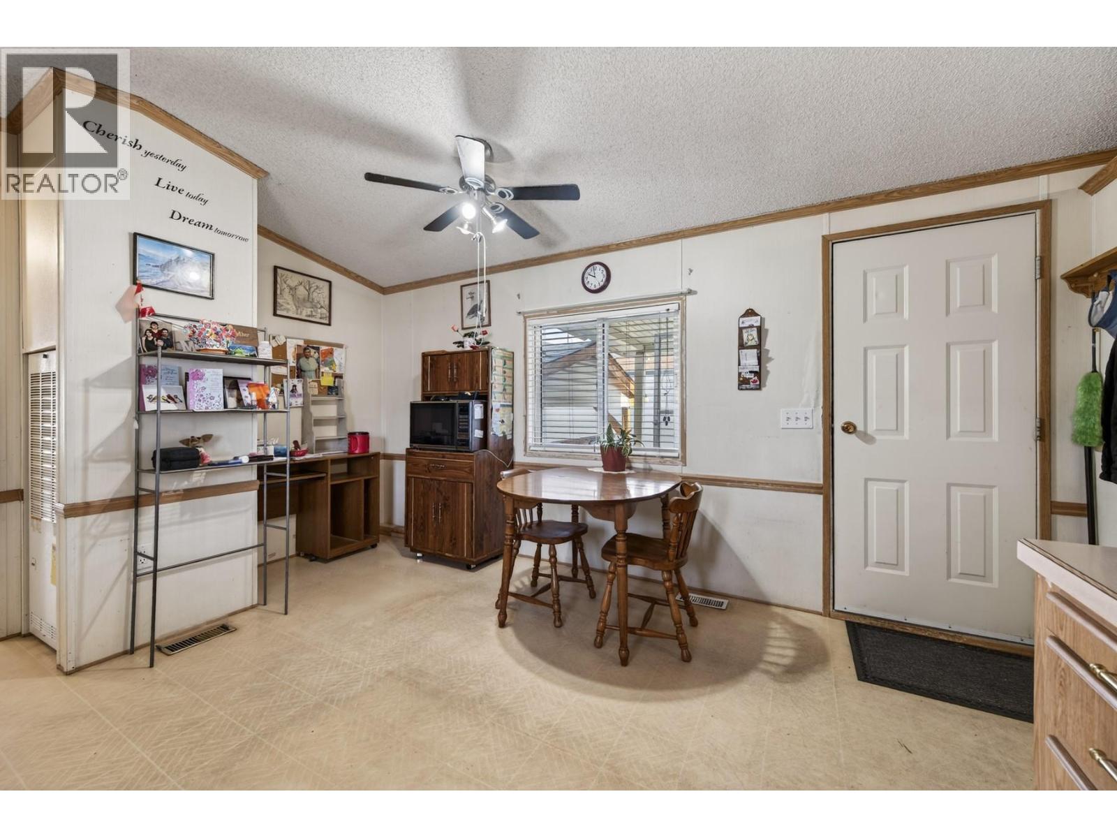 #7 1401 NICOLA AVENUE - 9