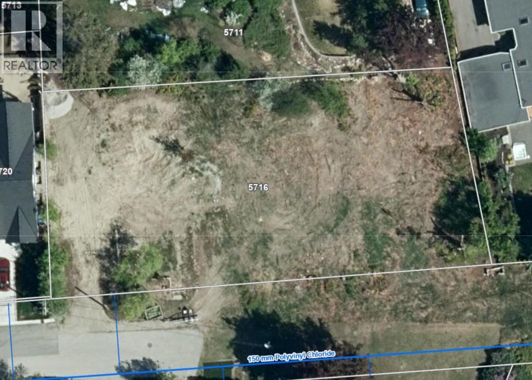 #5716- Century Street, Summerland