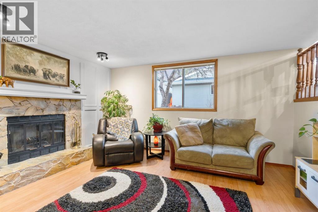 10 Carolina Drive West, Cochrane