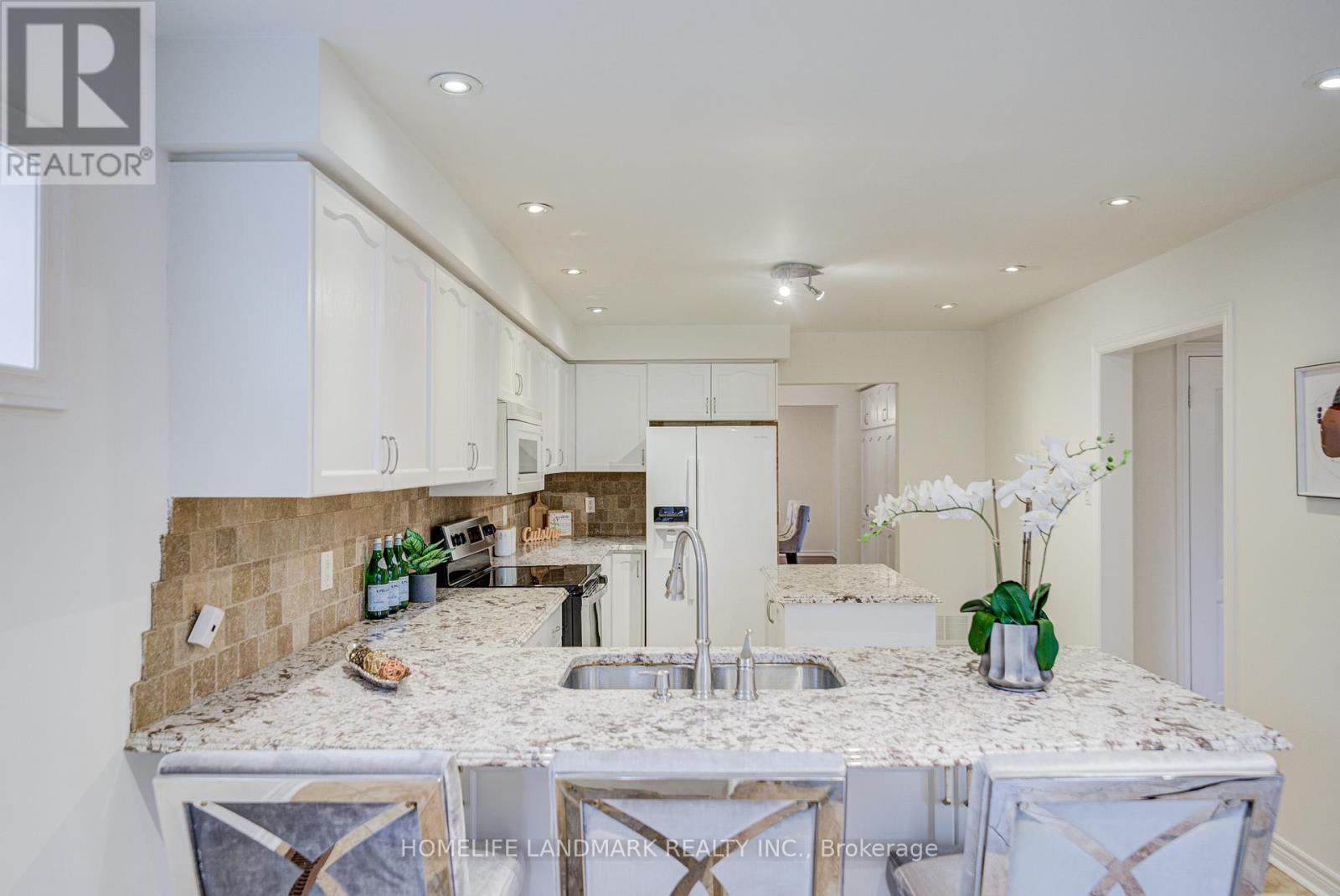 223 DEERGLEN TERRACE - 8