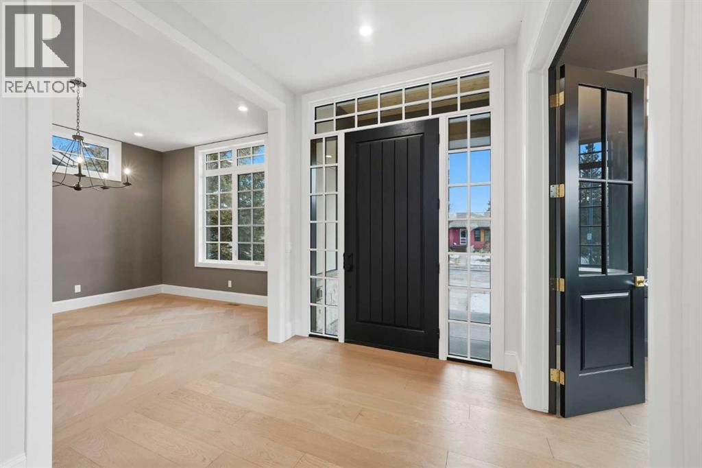 Single Family House for Sale in   Street NW Parkdale Calgary 