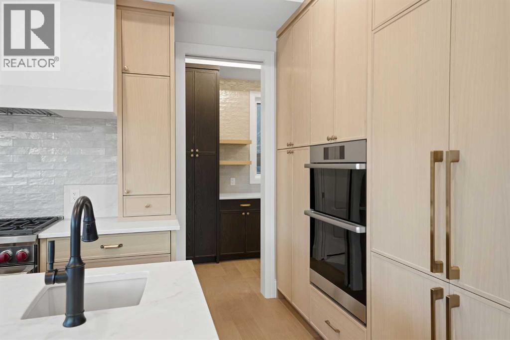 Single Family House for Sale in   Street NW Parkdale Calgary 