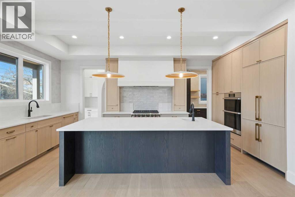 Single Family House for Sale in   Street NW Parkdale Calgary 